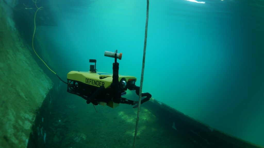 VideoRay Begins Shipping Defender Underwater Robot Systems To U.S. Navy ...